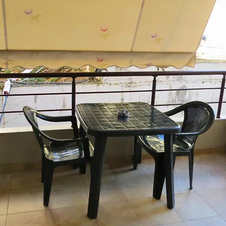 Viol'house - Balcony 2 Persons Apartment Vlore